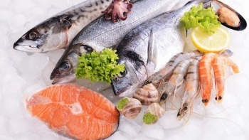 Giá thực phẩm hôm nay 10/9: Lên kệ heo, gà, thủy hải sản giá tốt