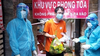 Khắc phục ngay tồn tại về hỗ trợ y tế, lương thực cho người dân