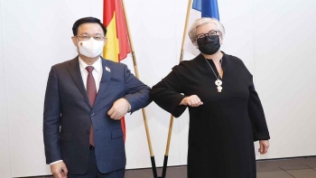 Chủ tịch Quốc hội đề nghị Phần Lan sớm phê chuẩn Hiệp định EVIPA