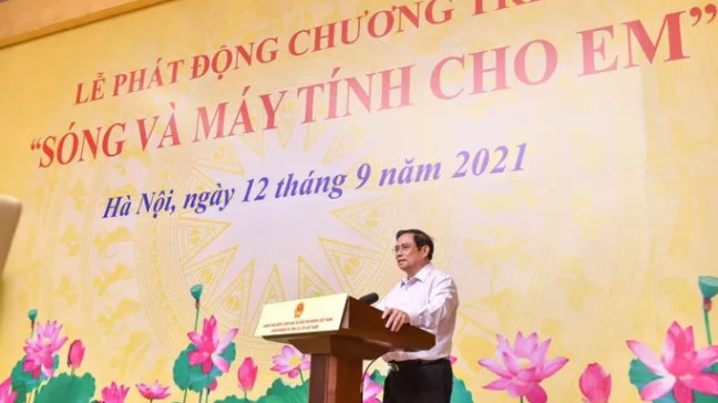 Thủ tướng kêu gọi chung tay, góp sức hỗ trợ “Sóng và máy tính cho em”