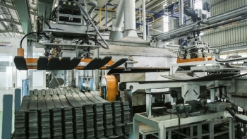 Xuất khẩu máy móc, thiết bị vượt dệt may