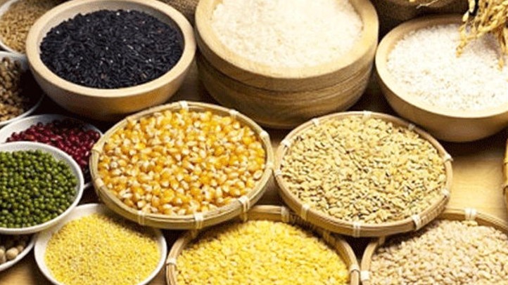 Nhập khẩu thức ăn gia súc và nguyên liệu tăng mạnh