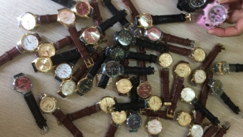 Xử phạt một cửa hàng do bán đồng hồ giả mạo nhãn hiệu CASIO, ORIENT