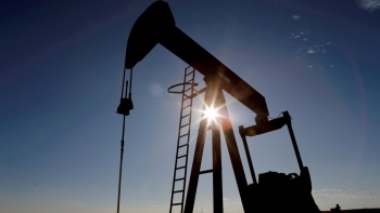 Giá xăng dầu hôm nay 25/9: Đồng loạt tăng mạnh