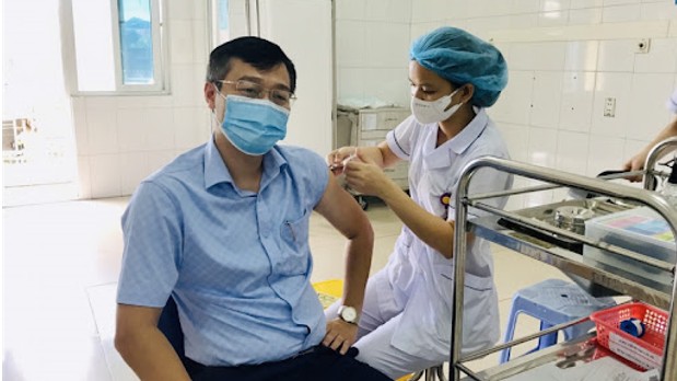 Quảng Ninh phấn đấu hoàn thành tiêm mũi 2 vắc xin Covid-19 trong tháng 10/2021