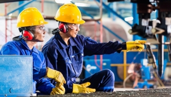 Những tác động tới hoạt động quản trị nhân sự tại doanh nghiệp và một số lưu ý