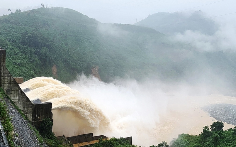 Thực hiện nghiêm túc quy trình vận hành điều tiết các hồ chứa