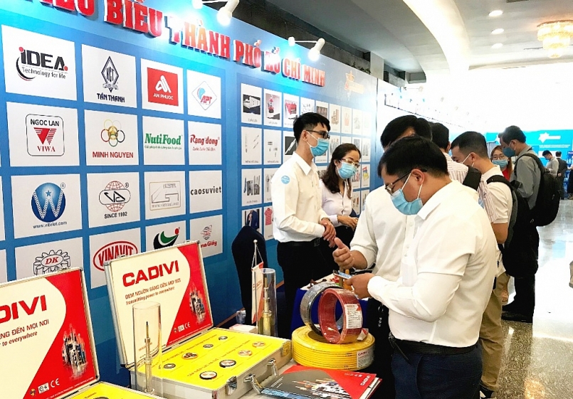 Một DN CNHT Việt Nam tham dự hội nghị tìm kiếm nhà cung cấp CNHT năm 2020 diễn ra tháng 9/2020. - VGP/Lê Anh