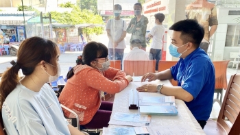 Thực hiện chính sách hỗ trợ người lao động bị ảnh hưởng bởi đại dịch COVID-19