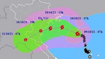 Bão số 7 di chuyển vào Vịnh Bắc Bộ, giật cấp 11