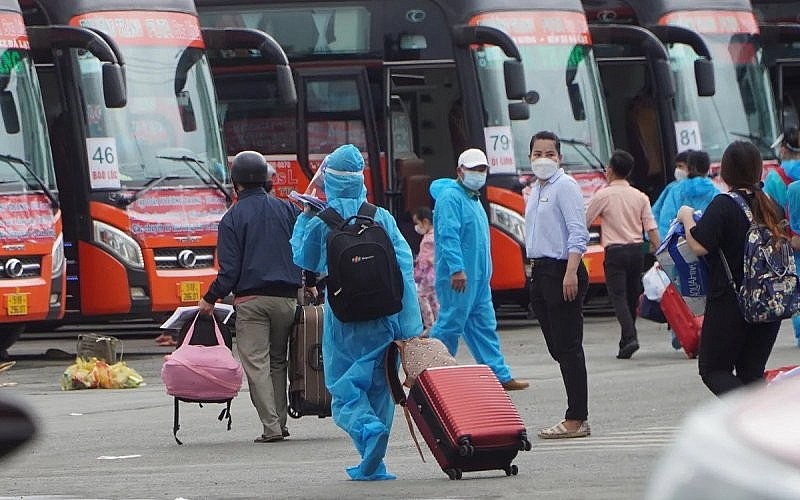 Thủ tướng yêu cầu thực hiện nghiêm việc khôi phục vận tải hành khách