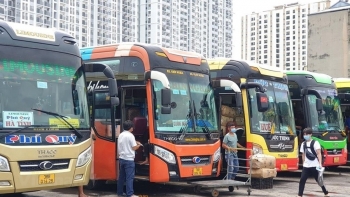 Mở lại vận tải hành khách đường bộ liên tỉnh từ 13/10
