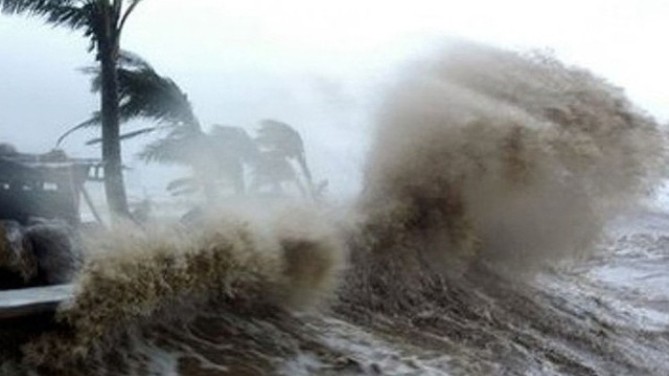 Thủ tướng yêu cầu tập trung ứng phó với bão số 8 và mưa lũ sau bão