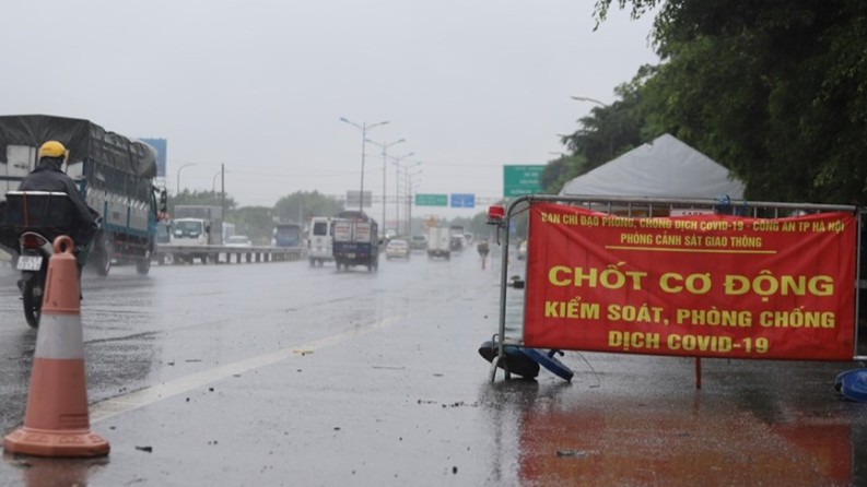 Hà Nội dừng kiểm tra người ra vào 22 chốt cửa ngõ Thủ đô