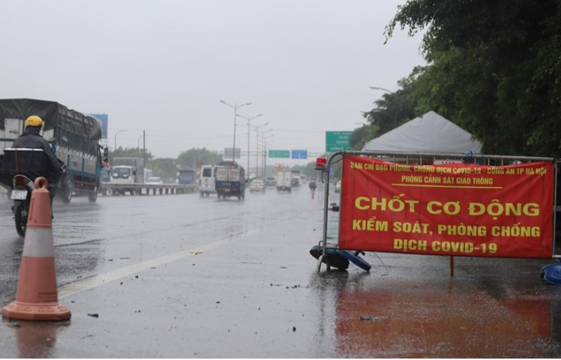 Hà Nội dừng kiểm tra người ra vào 22 chốt cửa ngõ thành phố