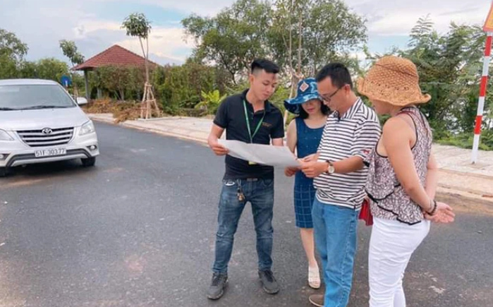 Đề xuất cấm cá nhân môi giới bất động sản hoạt động độc lập