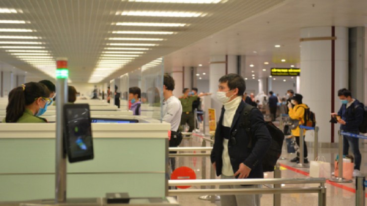 Phó Thủ tướng chỉ đạo về công tác xuất nhập cảnh trong tình hình mới