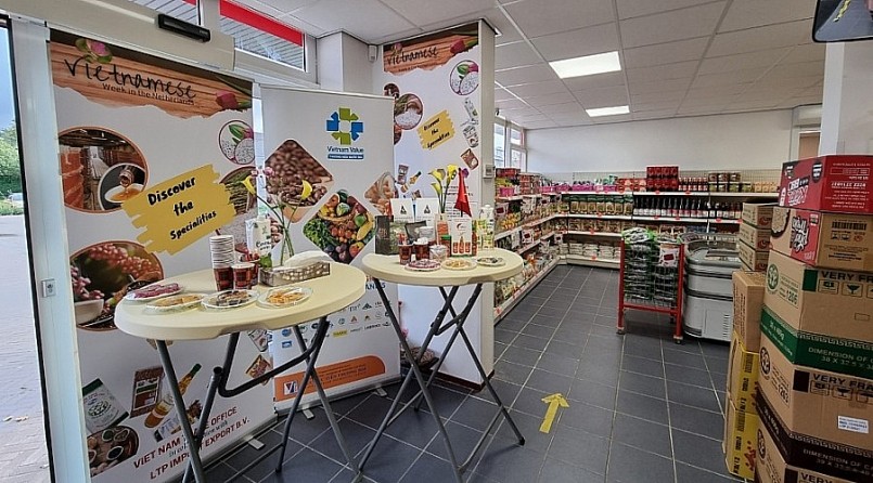 Có gần 50 mặt hàng Việt Nam được đưa vào quảng bá, giới thiệu với nhiều ưu đãi khi mua hàng