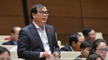 Quốc hội thảo luận về kinh tế - xã hội: Chú trọng các giải pháp bảo đảm phát triển bền vững