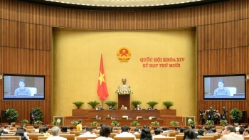 Quốc hội miễn nhiệm Bộ trưởng Bộ KH&CN và Thống đốc NHNN