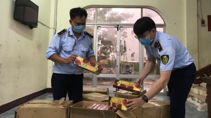 Trên 3.200 hộp hương liệu Shisha bị thu giữ tại Phú Yên