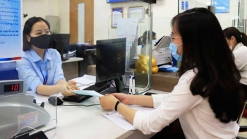 Rà soát giảm phí, lệ phí tháo gỡ khó khăn cho đối tượng chịu ảnh hưởng dịch COVID-19