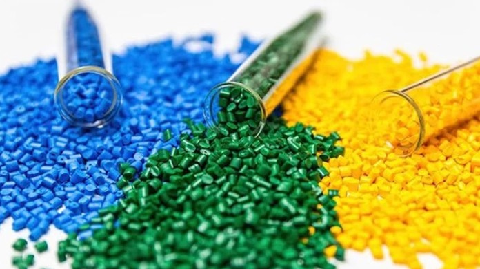 Thêm 2 nhóm hàng nhập khẩu đạt kim ngạch từ 10 tỷ USD