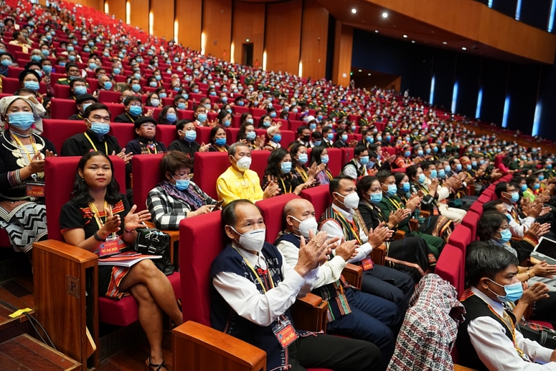 Đại biểu các dân tộc thiểu số tham dự Đại hội. - Ảnh: VGP/Quang Hiếu Đại biểu các dân tộc thiểu số tham dự Đại hội. - Ảnh: VGP/Quang Hiếu