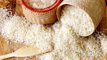 Cập nhật giá gạo hôm nay 6/12: Cuối tuần ổn định