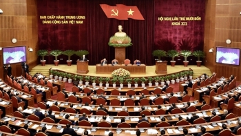 Khai mạc Hội nghị Trung ương 14