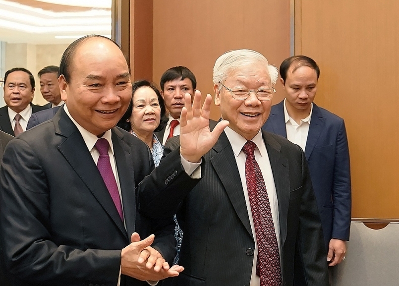 Tổng Bí thư, Chủ tịch nước Nguyễn Phú Trọng và Thủ tướng Chính phủ Nguyễn Xuân Phúc tại Hội nghị Chính phủ với các địa phương ngay trước thềm năm mới 2020, ngày 30/12/2019 Tổng Bí thư, Chủ tịch nước Nguyễn Phú Trọng và Thủ tướng Chính phủ Nguyễn Xuân Phúc tại Hội nghị Chính phủ với các địa phương ngay trước thềm năm mới 2020, ngày 30/12/2019