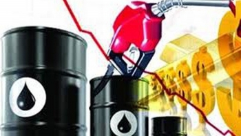 Giá xăng dầu hôm nay 23/12: Tiếp tục giảm