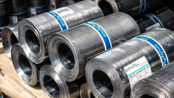 Nhập khẩu gần 12,32 triệu tấn sát thép trong 11 tháng