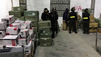 Đình chỉ công tác 6 cán bộ hải quan Quảng Ninh