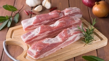 Giá thịt lợn hôm nay 29/12: Lặng sóng