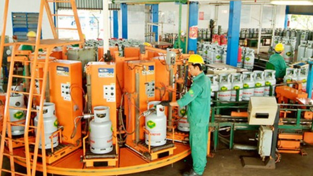 Giá gas giảm gần 25.000 đồng/bình 12 kg