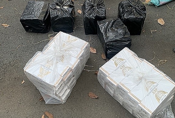 Đồng Tháp bắt giữ gần 4.000 bao thuốc lá lậu đưa vào nội địa tiêu thụ