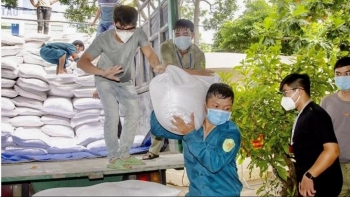Xuất cấp hơn 4.880 tấn gạo cho 3 tỉnh hỗ trợ người dân gặp khó khăn do dịch COVID-19