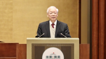 Xây dựng, chỉnh đốn Đảng là công việc xây dựng tổ chức, xây dựng con người