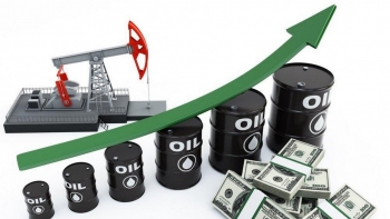 Cập nhật giá xăng dầu hôm nay 13/12/2021: Duy trì đà tăng