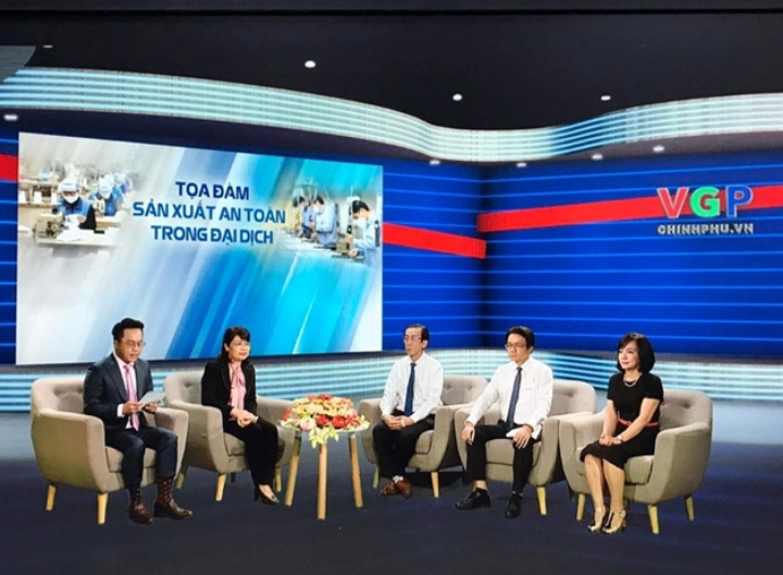 Các đại biểu tham dự tọa đàm tại đầu cầu TPHCM Ảnh: VGP Các đại biểu tham dự tọa đàm tại đầu cầu TPHCM Ảnh: VGP