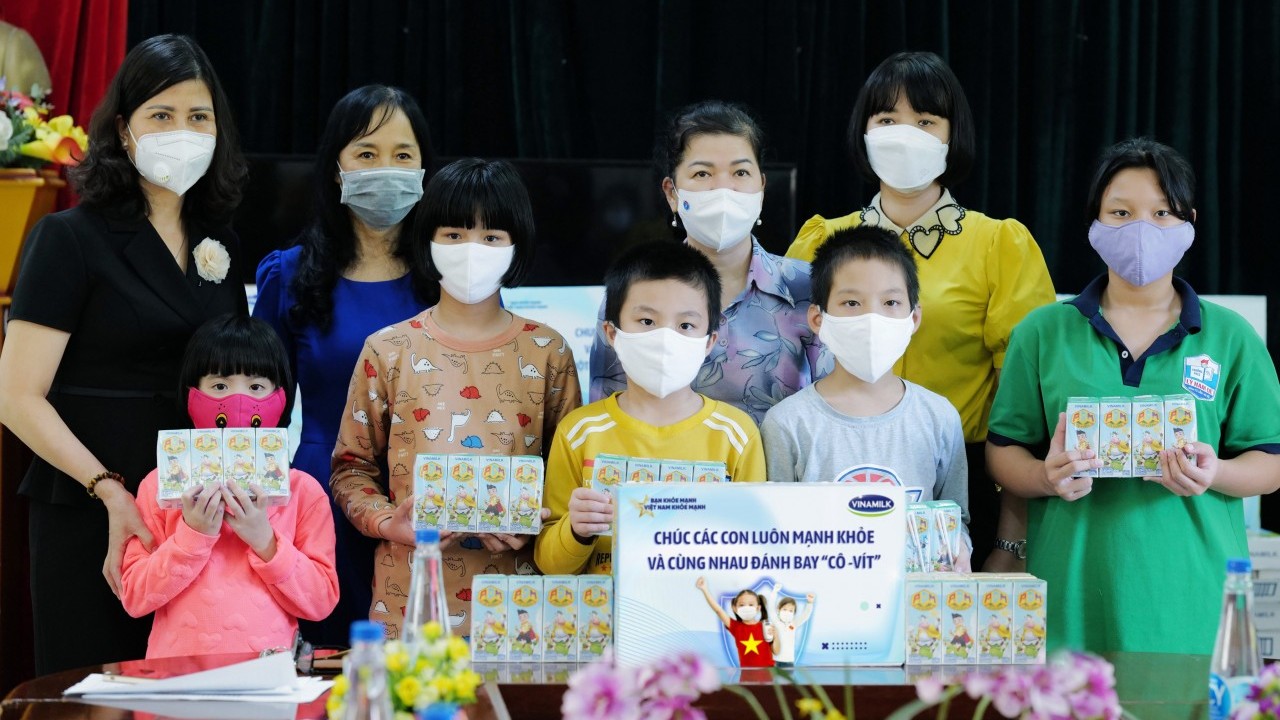 Vinamilk được trao tặng nhiều giải thưởng quốc tế cho các chương trình cộng đồng hướng đến trẻ em