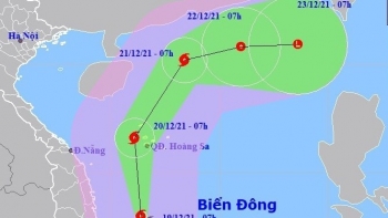 Bão số 9 (RAI) gây mưa lớn ở Trung Bộ