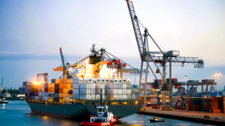 Xuất khẩu của Việt Nam lần đầu tiên vượt mốc 30 tỷ USD/tháng