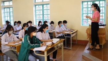 Đưa nội dung quyền con người vào hệ thống giáo dục quốc dân