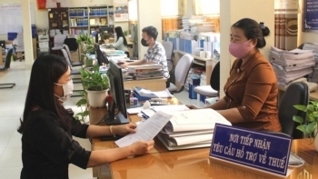 Bộ Tài chính tiếp tục gia hạn giảm 37 khoản phí đến giữa năm 2022