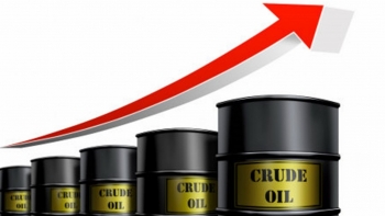 Cập nhật giá xăng dầu hôm nay 28/12/2021: Quay đầu tăng vọt