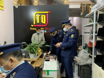 Thái Nguyên: Thu giữ trên 100 điện thoại Iphone có dấu hiệu nhập lậu