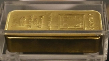 Cập nhật giá vàng hôm nay 4/1: Đầu tuần, vàng tăng lên 1.913 USD/ounce