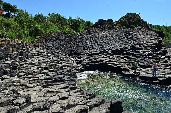 Gành Đá Dĩa ở Phú Yên được xếp hạng di tích quốc gia đặc biệt